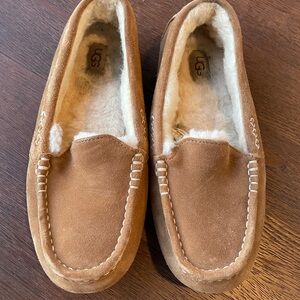 UGG Ansley Slippers size 8